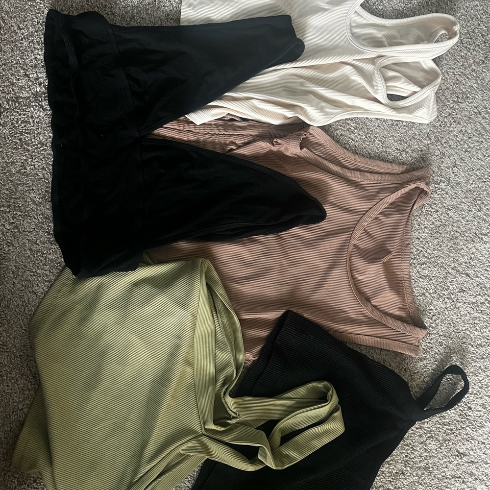 SHEIN Black and Cream Tank Tops Classic Style